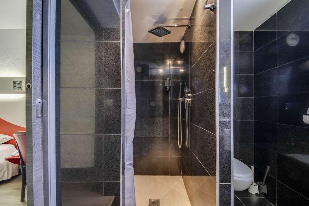 Brit Hotel Porte D'Espagne Перпиньан Номер фото